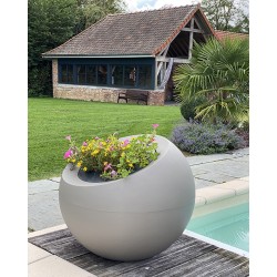 Pots de fleurs sphériques inclinés - fabriquée en France