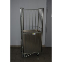 Chariot de blanchisserie...